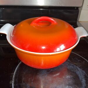 Vintage Descoware Cast Iron Enamel Flame Orange Ombre Dutch Oven 1.5qt